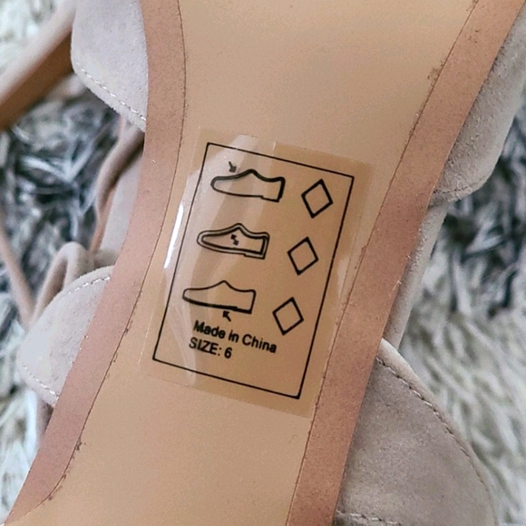 Lulu's Marie nude suede heels - Picture 6 of 9